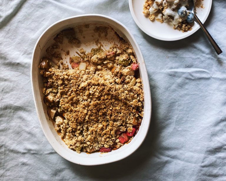 Rhubarb Apple Crumble